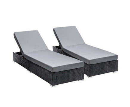 All-Weather Garden Daybed: Outdoor Rattan Sun Lounge in Black