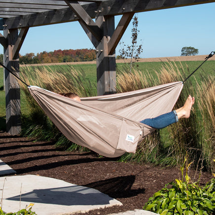 Mesh Double Hammock in Sand and Sky