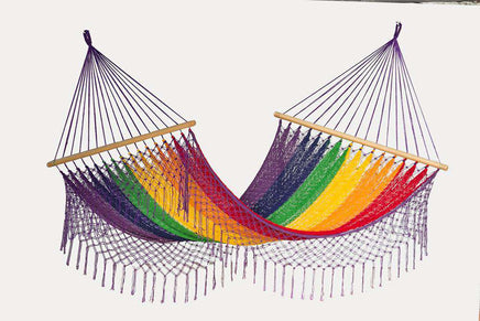 Resort Style Hammock with Fringe (Rainbow)