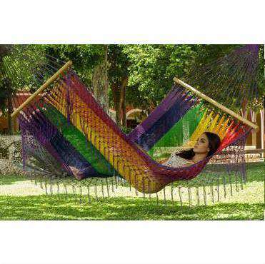 Resort Style Hammock with Fringe (Rainbow)