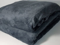 bed-throw-blankets-black